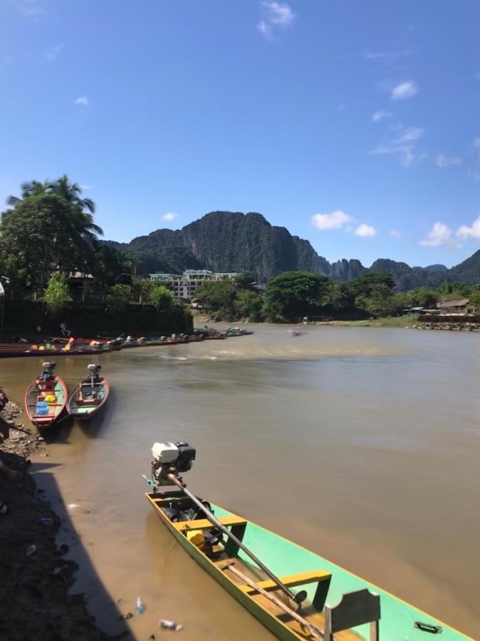 Downtown Vang Vieng Hotel Экстерьер фото